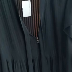 Saks fifth Ave black large blouse